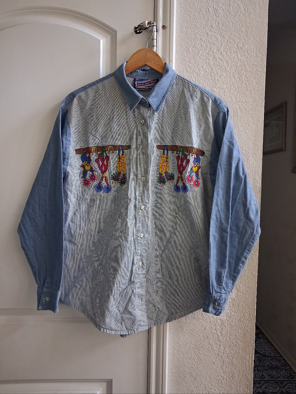 Women's Vintage Striped Button Down Shirt With Embroidered Detailing